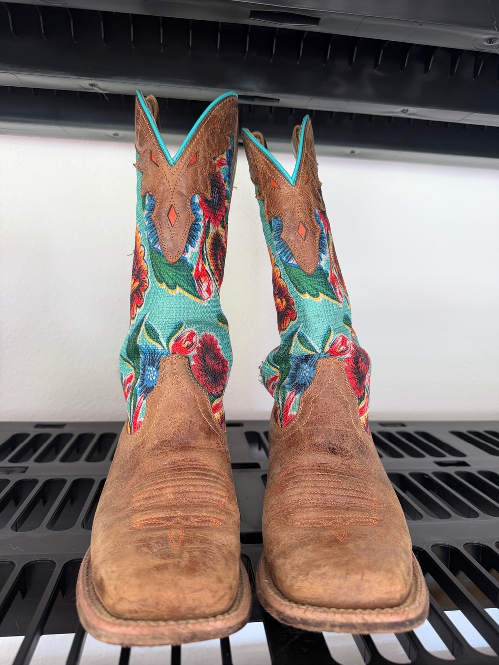 Ariat Women’s Floral Textile Circuit Champion Western Boots